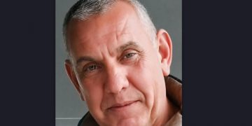 «Θρήνος» στο Ψυχικό για τον Κώστα Καναβό