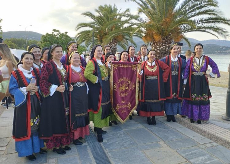 O Σύλλογος Ηπειρωτών Μελισσίων «Η Μέλισσα» στο 12ο Φεστιβάλ Παραδοσιακών Χορών «Σεργιάνι στην Ελλάδα»