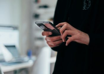 «Καμπανάκι» του Δήμου για τις τηλεφωνικές απάτες