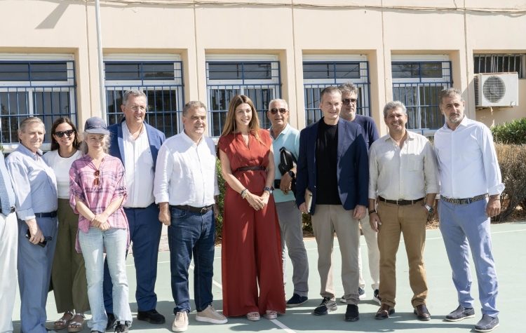 Επίσκεψη Σοφίας Ζαχαράκη στον Δήμο Παλλήνης: Στο επίκεντρο η Παιδεία και οι αθλητικές υποδομές
