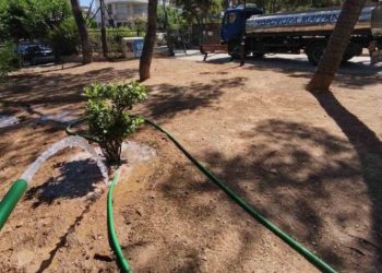 «Ανάσα» δροσιάς σε κοινόχρηστους χώρους του Δήμου