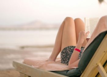 Λέσχη ανάγνωσης «Αργώ»: 44 προτάσεις βιβλίων για το καλοκαίρι