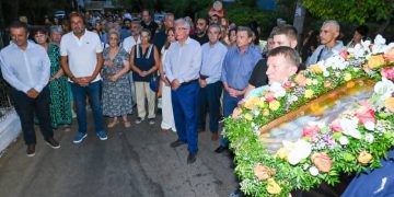 Στον μεθεόρτιο Εσπερινό του Αγίου Ιωάννη του Πέλικα Αμαρουσίου ο δήμαρχος Θεόδωρος Αμπατζόγλου