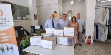Προσφορά ειδών του Rotary Club Αμαρουσίου στο Κοινωνικό Παντοπωλείο του Δήμου