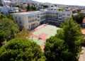 Eργασίες ανακατασκευής και αναβάθμισης των αθλητικών εγκαταστάσεων πραγματοποιήθηκαν στo προαύλιo του 3ου Γυμνασίου Βριλησσίων, στο πλαίσιο του έργου αναβάθμισης αύλειων χώρων, που αφορά το σύνολο των σχολικών μονάδων της πόλης.
