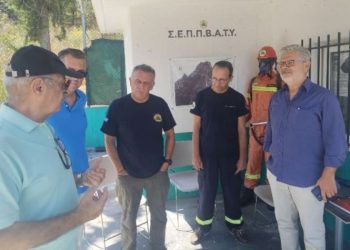 Οι επικεφαλής των δημοτικών παρατάξεων Νέα Αρχή για την Αγία Παρασκευή Γιώργος Οικονόμου και Όραμα Κώστας Τσιαμπάς επισκέφθηκαν τις εγκαταστάσεις του Σωματείου Εθελοντών Πολιτικής Προστασίας Βορειοανατολικού Τομέα Υμηττού