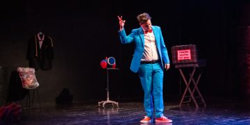 «Οι Μαγικές Βαλίτσες του Ερμή» στο Από Μηχανής Θέατρο