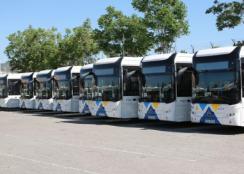 Γιώργος Κώτσηρας: Αυξάνονται οι πρότυπες λεωφορειακές γραμμές με στόχο τη μείωση των χρόνων αναμονής