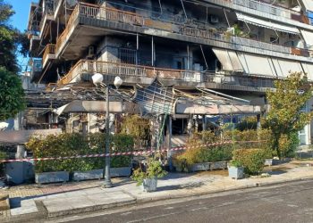 Συναγερμός από έκρηξη σε καφετέρια στη Νέα Ιωνία