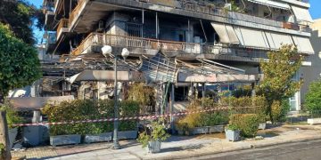Συναγερμός από έκρηξη σε καφετέρια στη Νέα Ιωνία