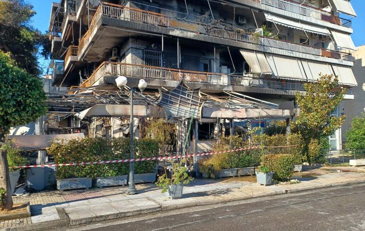 Συναγερμός από έκρηξη σε καφετέρια στη Νέα Ιωνία