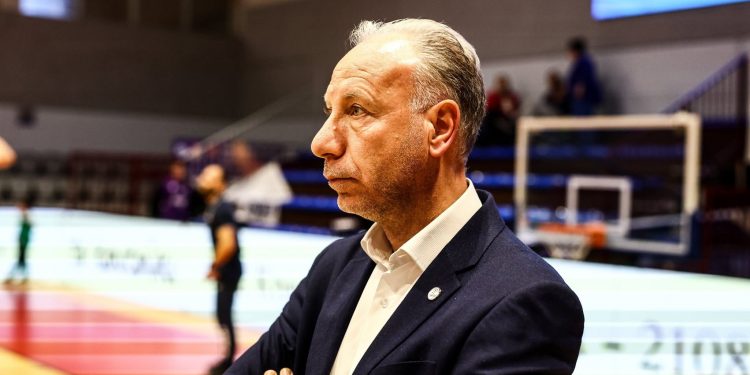 VOLLEY LEAGUE: Παραμένει στον πάγκο της Κηφισιάς ο Νίκος Ζαλμάς