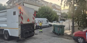 Μεγάλη φθινοπωρινή επιχείρηση πλυσίματος κάδων στον Δήμο Ηρακλείου 