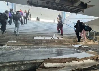 Κατέρρευσε τμήμα της οροφής στην είσοδο του 1ου ΓΕΛ Ηρακλείου
