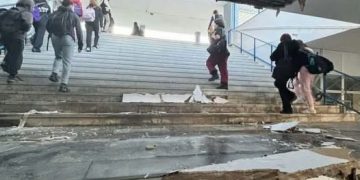 Κατέρρευσε τμήμα της οροφής στην είσοδο του 1ου ΓΕΛ Ηρακλείου