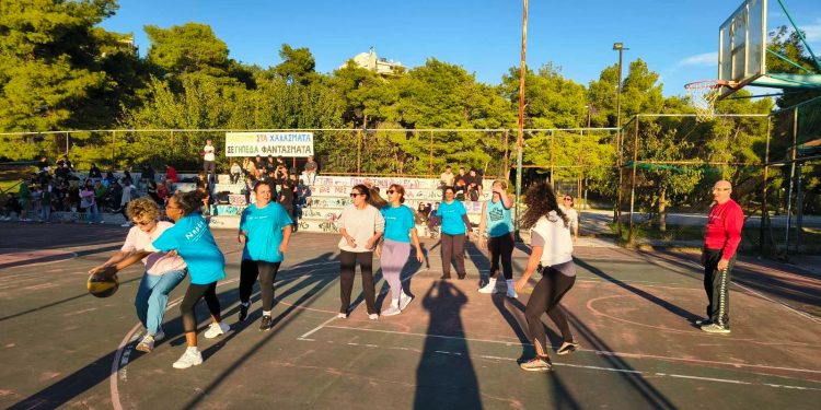 Με μεγάλη και τη φετινή συμμετοχή της τοπικής κοινωνίας της Νέας Λέσβου διεξήχθη την Κυριακή 4 Οκτωβρίου το 2ο τουρνουά μπάσκετ 4×4 του συλλόγου «Νηρόν» Νέας Λέσβου.  Η εκδήλωση προσέλκυσε εκατό αθλητές και αθλήτριες μικρής και μεγαλύτερης ηλικίας που ξεδίπλωσαν τις μπασκετικές τους ικανότητες στο γήπεδο του «Αρίωνα», ενώ τους αγώνες παρακολούθησε πλήθος κόσμου από τη Νέα Λέσβο και όχι μόνο.