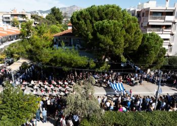 Παρελάσεις µε νόηµα, όχι µόνο µε βηµατισµό