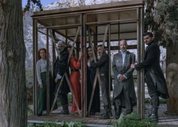 «Η Ανάστασις»: Μια παράσταση που καθηλώνει