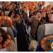 Από τον φούρνο στα ύψη της μόδας: Η Lidl ενθουσιάζει στο Paris Fashion Week με το «NeckCroissant»