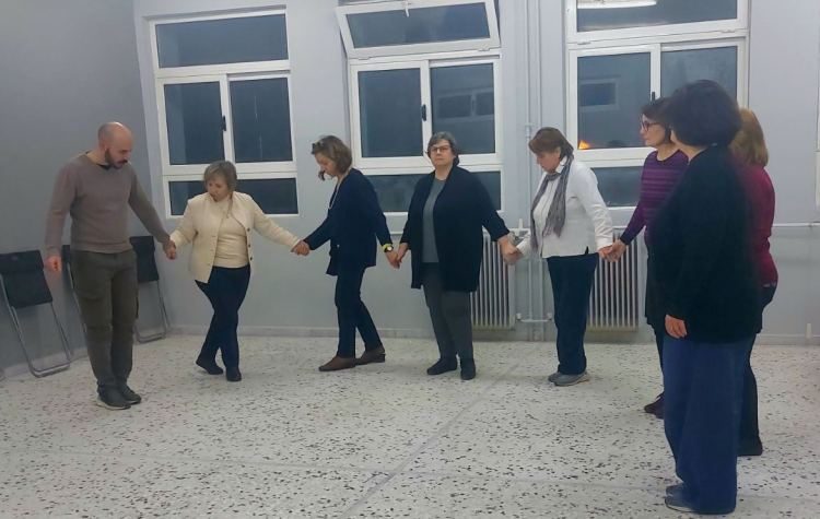 Από παλαιότερη πρόβα της Ομάδας Παραδοσιακού Χορού.