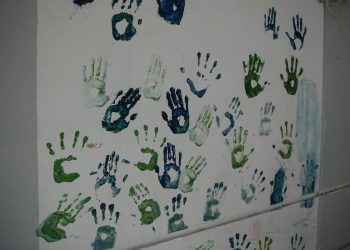 Υπουργείο Κοινωνικής Συνοχής και Οικογένειας: «Λιγότεροι από 1.000 για πρώτη φορά οι ανήλικοι που φιλοξενούνται σε ιδρύματα»