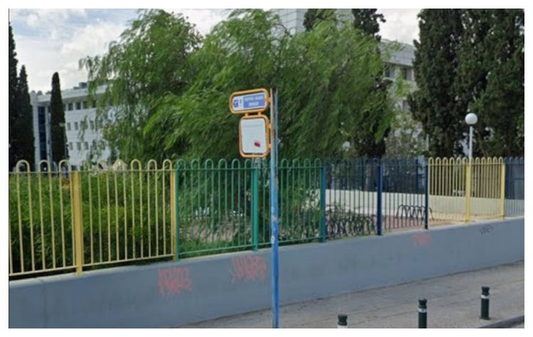 Η δρομολογούμενη μεταφορά της αφετηρίας της συγκεκριμένης γραμμής στην Λεωφ. Σπύρου Λούη, μπροστά από το εμπορικό κέντρο «Golden Hall», οδήγησε τον σύλλογο να αποστείλει άμεσα επιστολή προς την πολιτική και υπηρεσιακή ηγεσία του Υπουργείου Παιδείας, καθώς και στον δήμαρχο Αμαρουσίου Θεόδωρο Αμπατζόγλου, τον αρμόδιο αντιδήμαρχο Τεχνικών Έργων Επαμεινώνδα Γαρδέλη, το Δημοτικό Συμβούλιο της πόλης, τον ΟΑΣΑ και την ΑΔΕΔΥ μεταξύ άλλων.