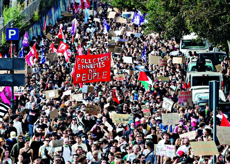 Γαλλία: «Φωτιά» που απλώνεται
