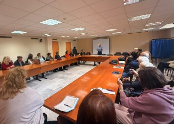 Πραγματοποιήθηκε η πρώτη συνάντηση των «Βιβλιοφάγων» στο ΚΑΠΗ