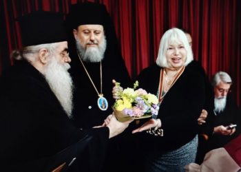 Ναός Αγίας Σοφίας Νέου Ψυχικού: Η Μ. Φωκά τιμήθηκε για τις δημιουργίες της