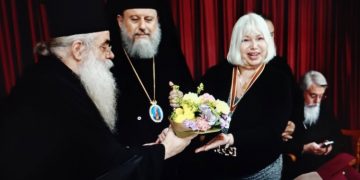 Ναός Αγίας Σοφίας Νέου Ψυχικού: Η Μ. Φωκά τιμήθηκε για τις δημιουργίες της