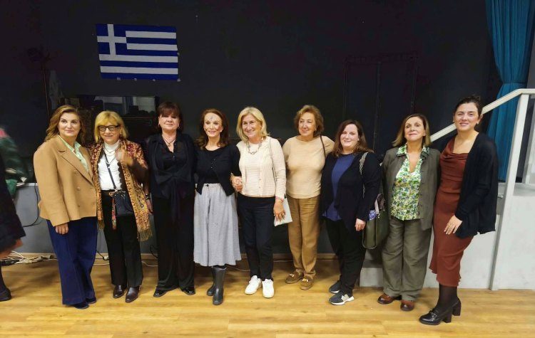 Η Λέλα Καραγιάννη «ζωντάνεψε» στη σκηνή του Νέου Ψυχικού